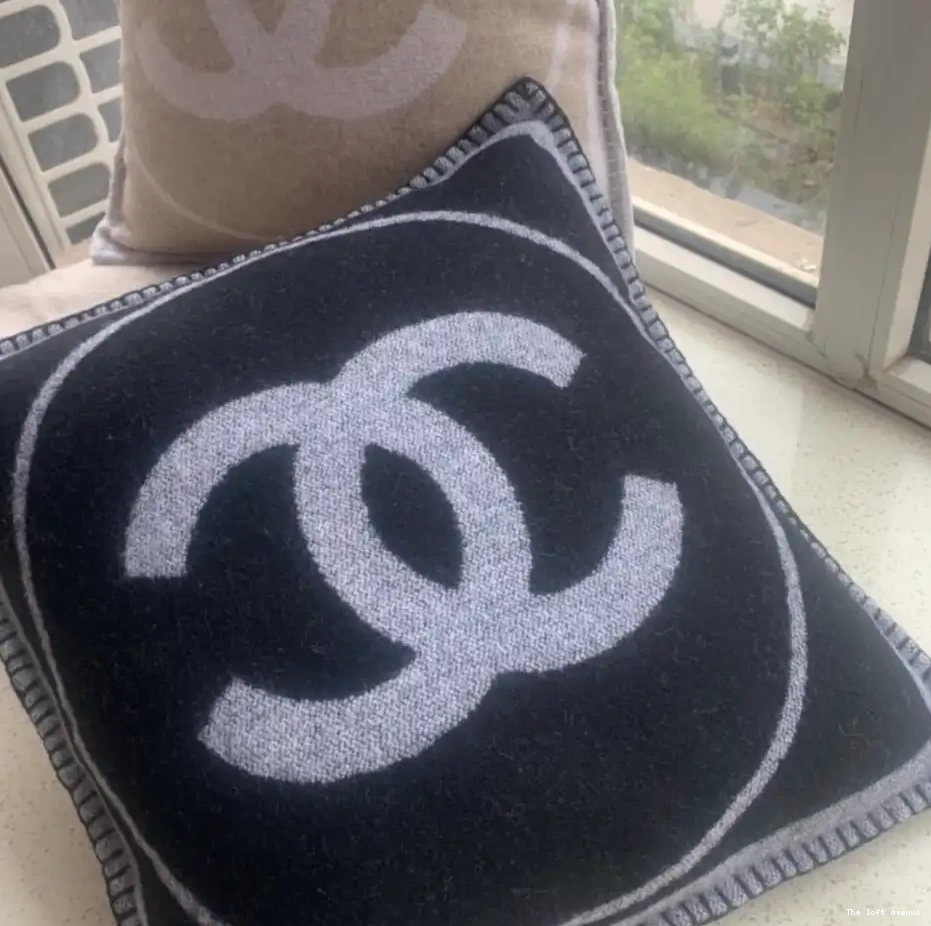 PILLOW THROW WOOL COCO 0519